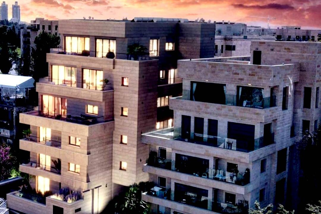 WhatsApp Image 2025-08-19 at 18.07.47