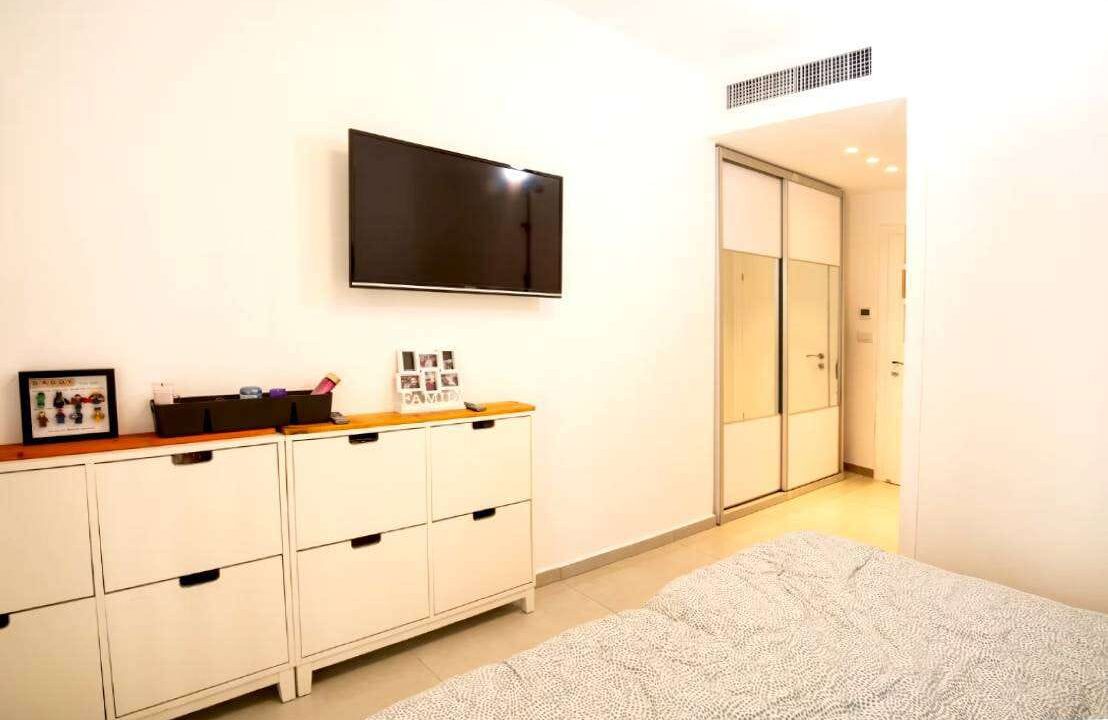 WhatsApp Image 2025-08-30 at 11.26.17 PM (2)