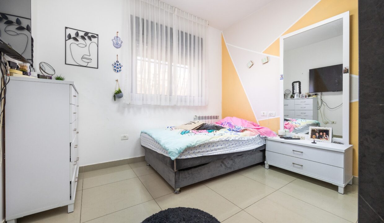 WhatsApp Image 2025-11-12 at 16.51.11 (2)