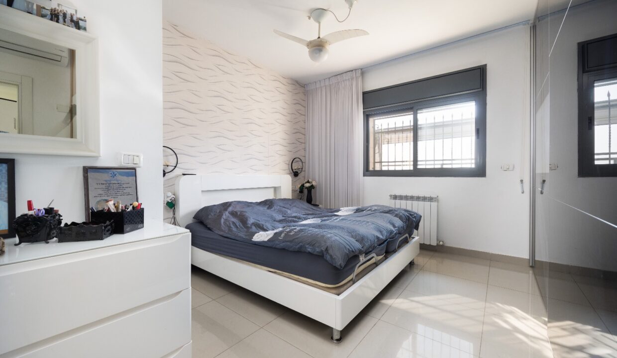 WhatsApp Image 2025-11-12 at 16.51.11 (4)