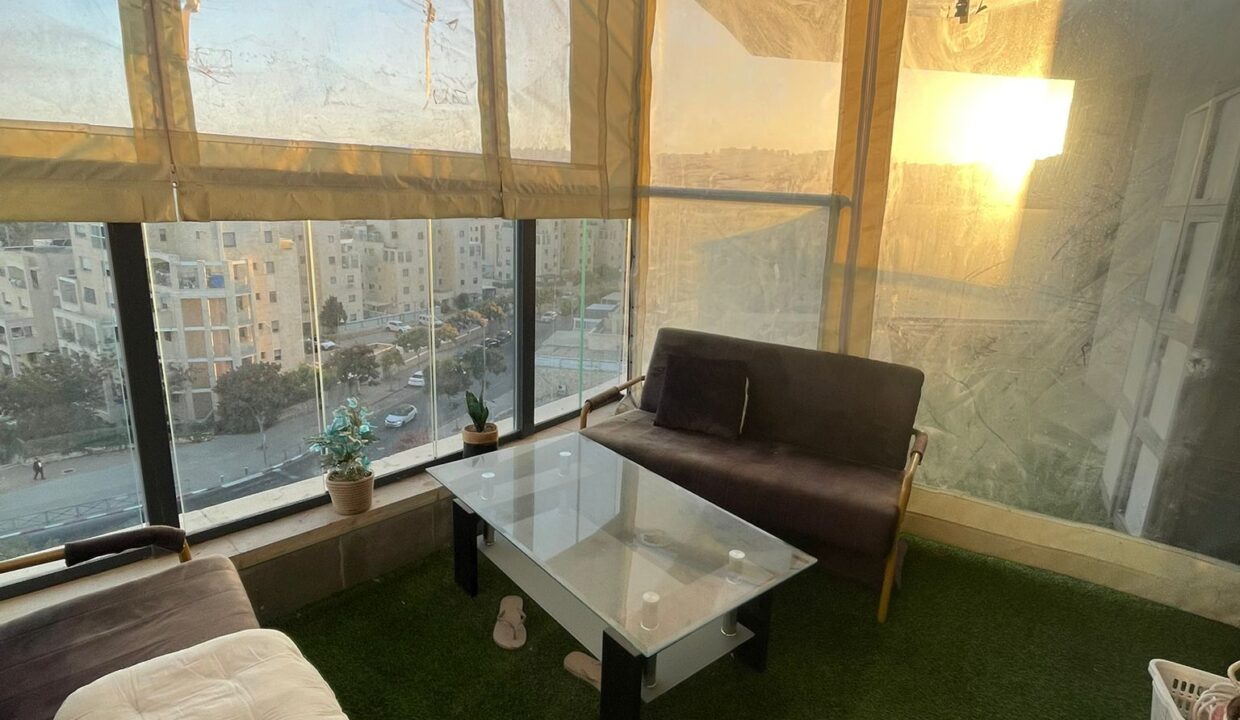 WhatsApp Image 2025-10-27 at 15.02.05 (1)